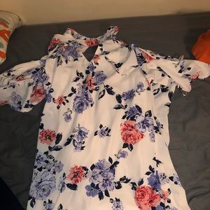 Candie's Dresses - Cold shoulder flowered dress NEVER WORN Candie's Dresses - Cold shoulder flowered dress NEVER WORN
